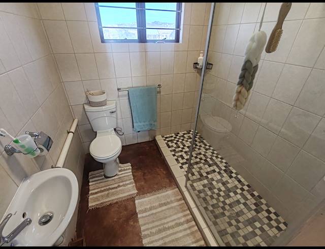 14 BEDROOM HOUSE FOR SALE IN LONG ACRES COUNTRY ESTATE